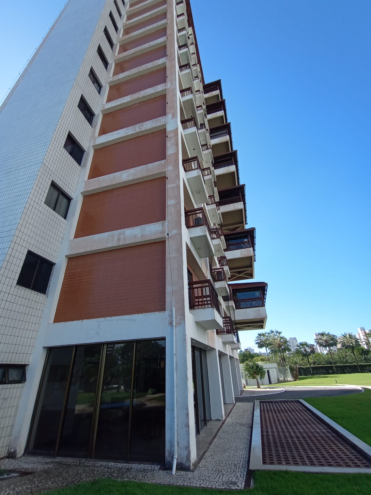 Apartamento com 4 Quartos à Venda, 315 m²em Guararapes - Fortaleza