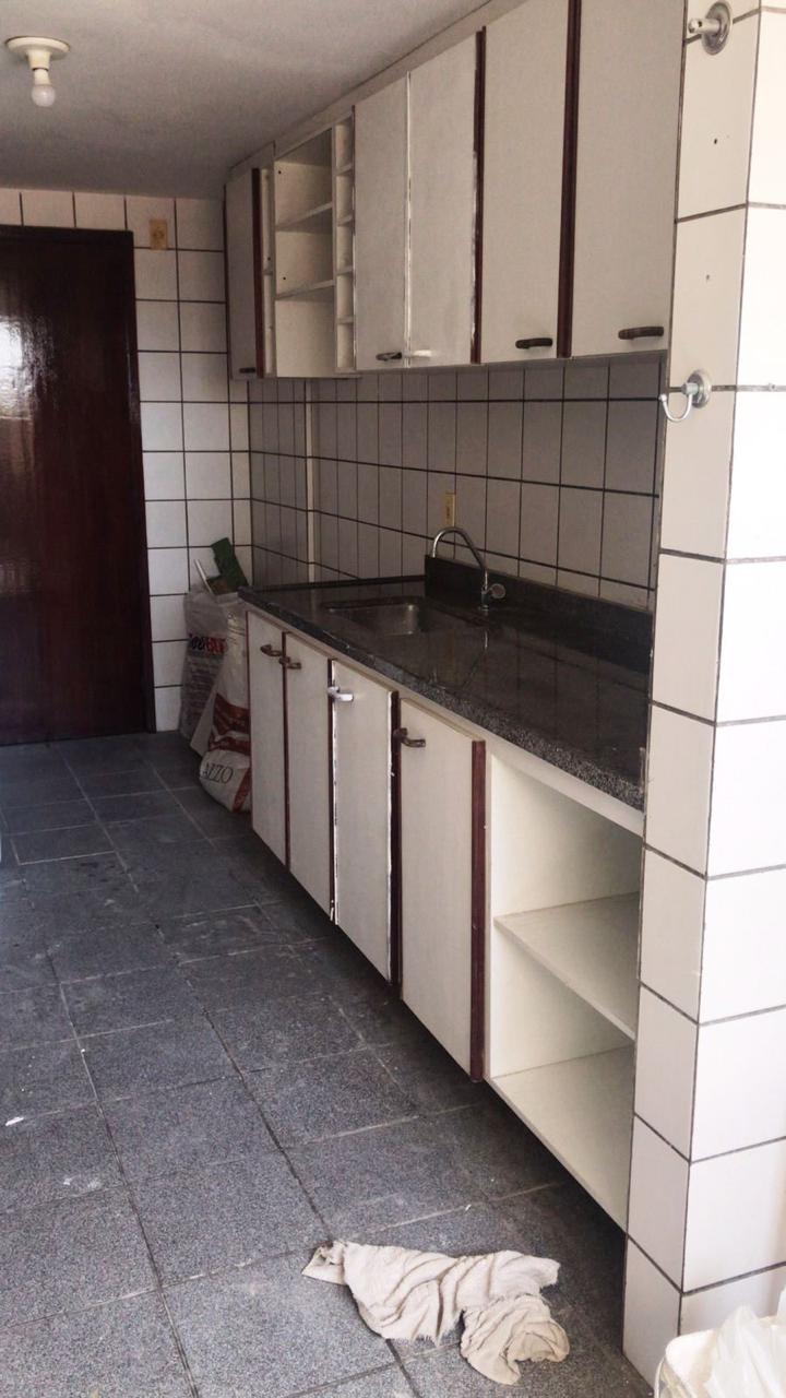 Imagem Apartamento com 3 Quartos à Venda, 117 m² em Mucuripe - Fortaleza Imagem Apartamento com 3 Quartos à Venda, 117 m² em Mucuripe - Fortaleza
