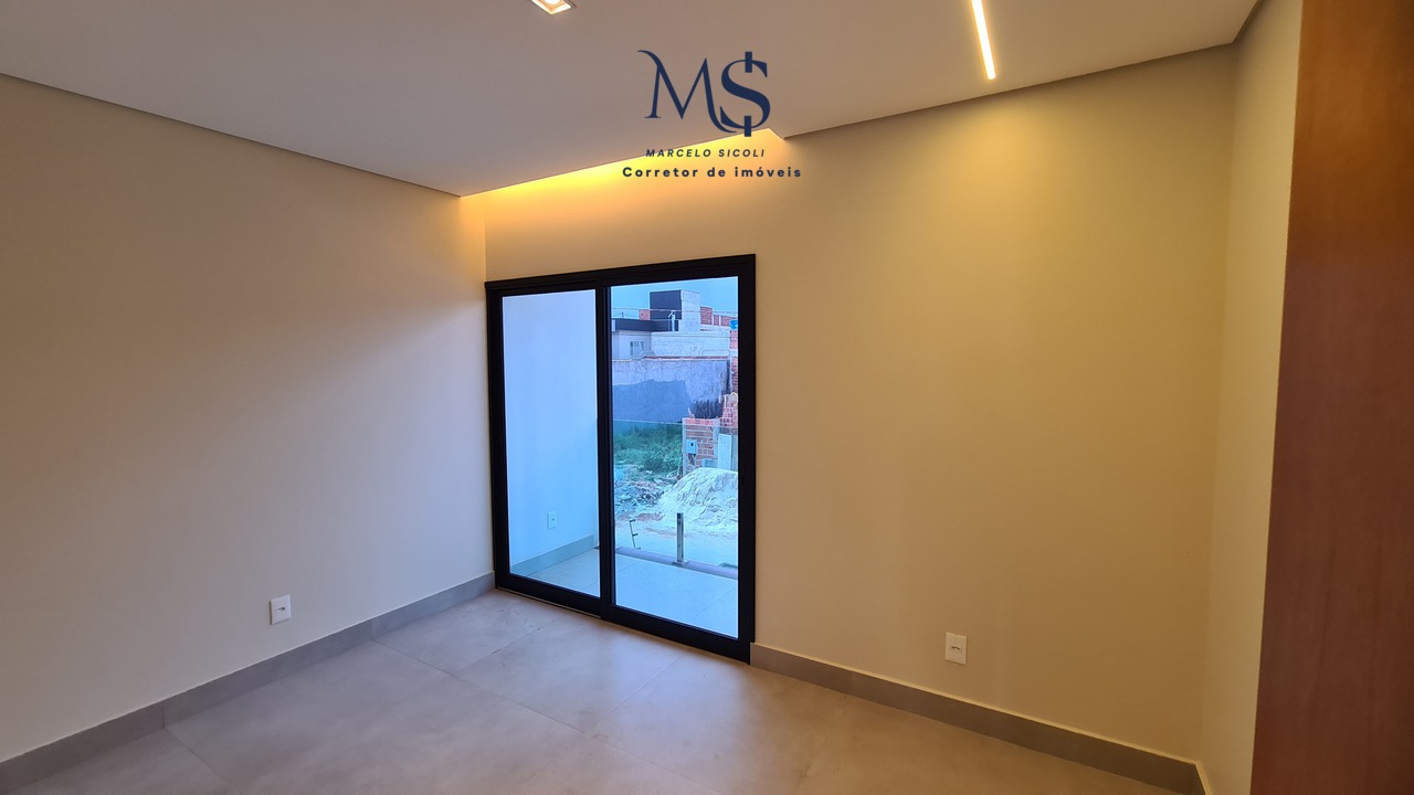 Imagem Sobrado com 4 Quartos à Venda, 260 m²em Guará II - Brasília
