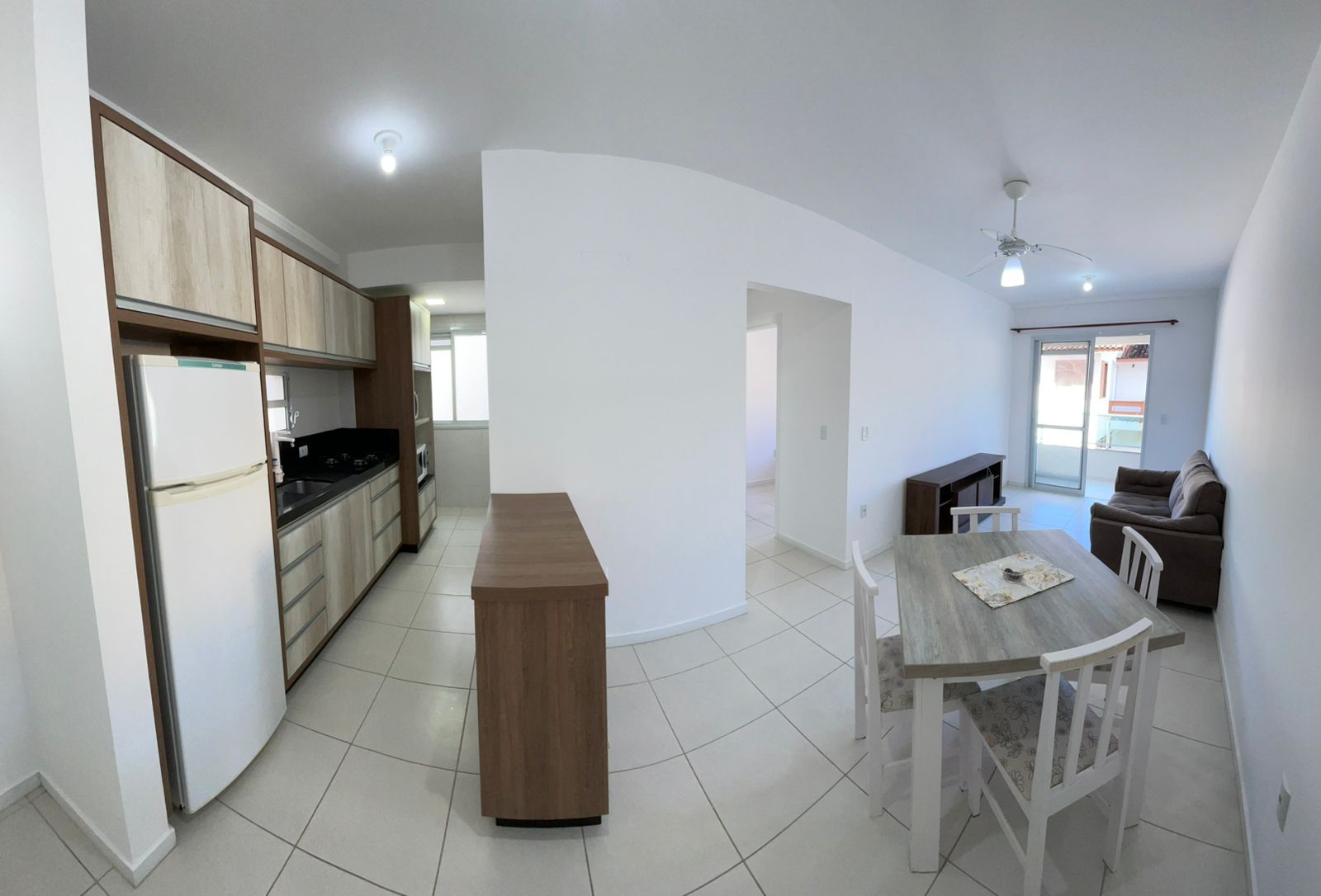 Imagem Apartamento com 2 Quartos à Venda, 74 m²em Canasvieiras - Florianópolis
