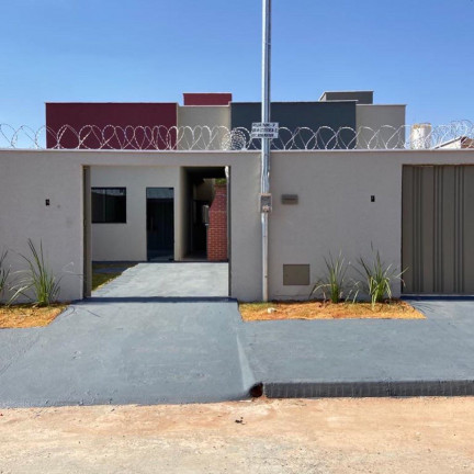 Imagem Casa com 2 Quartos à Venda, 70 m² em Residencial Nova Canaã - Trindade