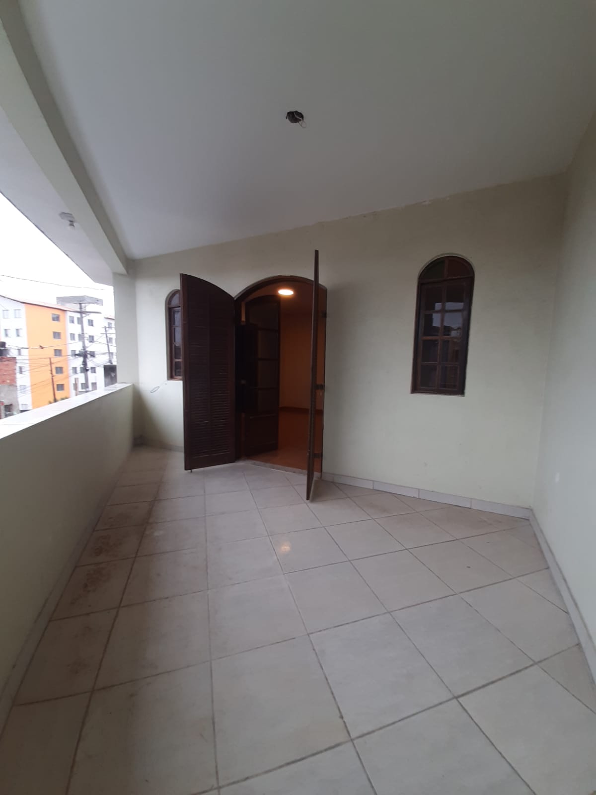 Imagem Casa com 3 Quartos à Venda, 250 m²em Vila Silviânia - Carapicuíba