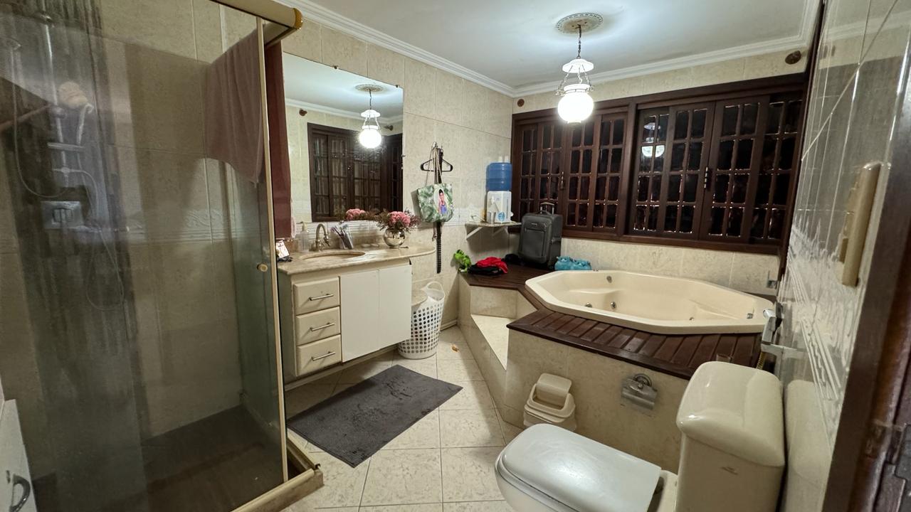 Imagem Casa de Condomínio com 5 Quartos à Venda, 240 m²em Jacarepaguá - Rio de Janeiro Imagem Casa de Condomínio com 5 Quartos à Venda, 240 m²em Jacarepaguá - Rio de Janeiro