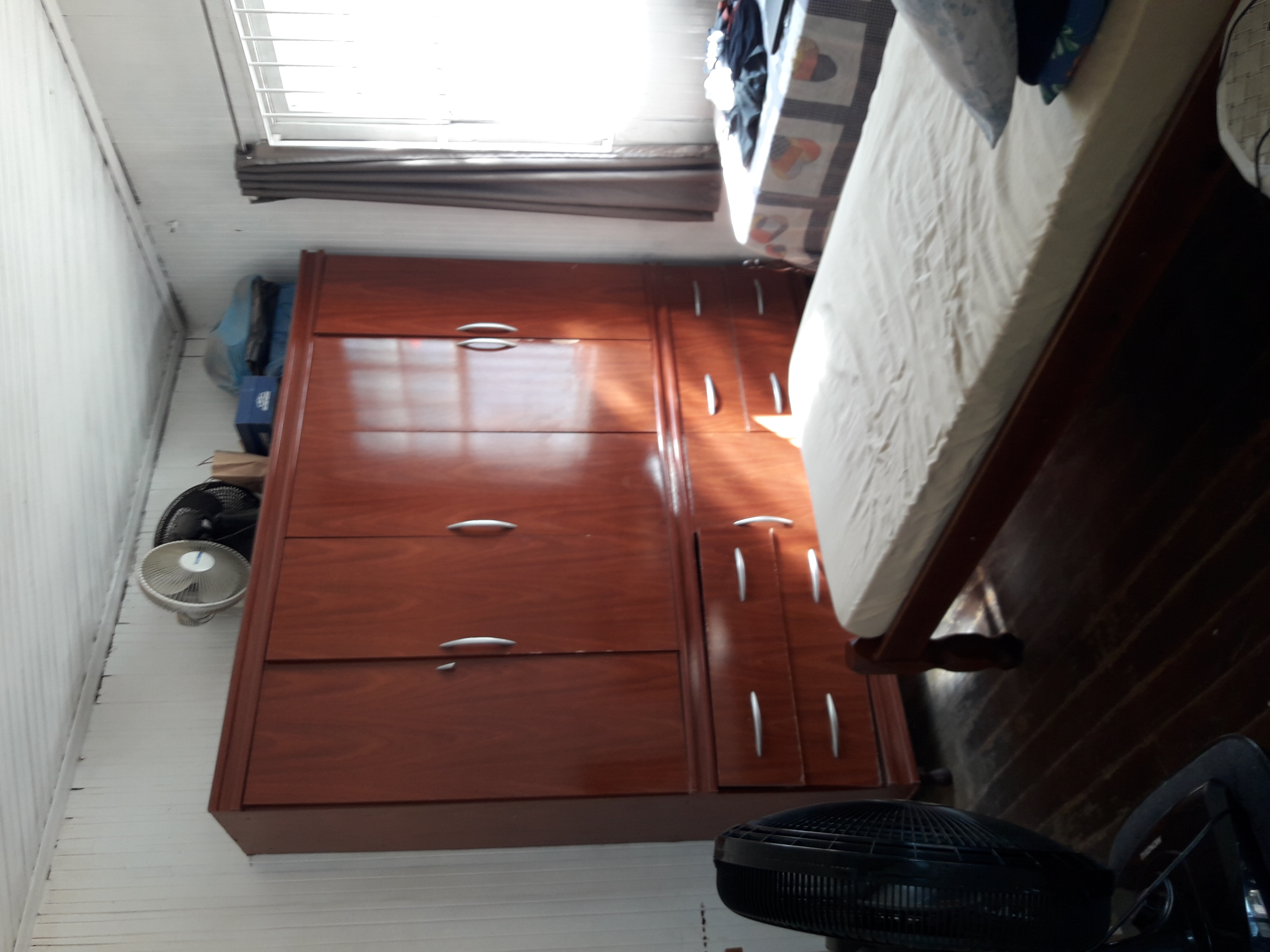 Imagem Casa com 3 Quartos à Venda, 600 m² em Parque Fernando Jorge - Cubatão