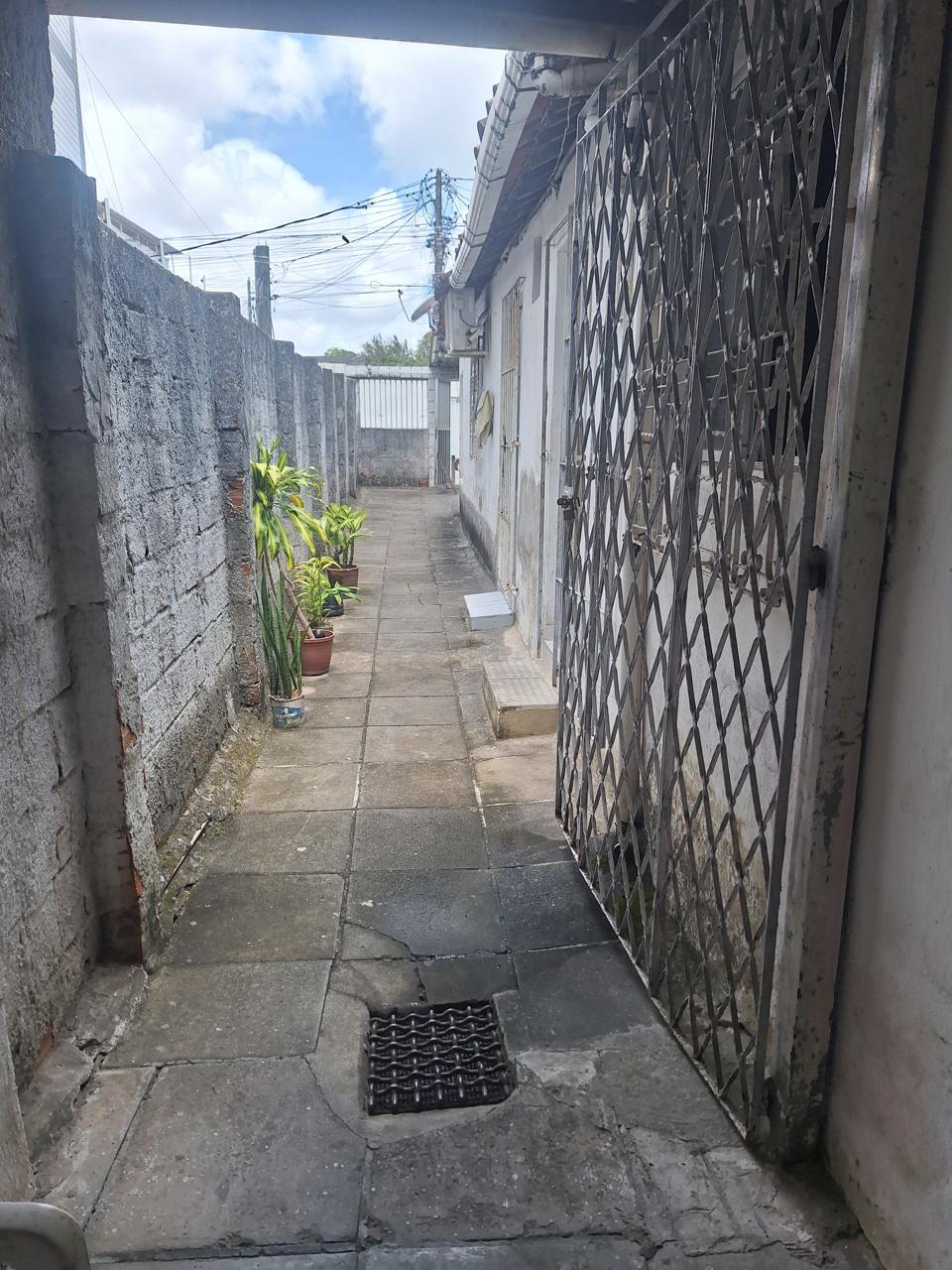 Imagem Casa com 3 Quartos à Venda, 410 m² em Zumbi - Recife Imagem Casa com 3 Quartos à Venda, 410 m² em Zumbi - Recife