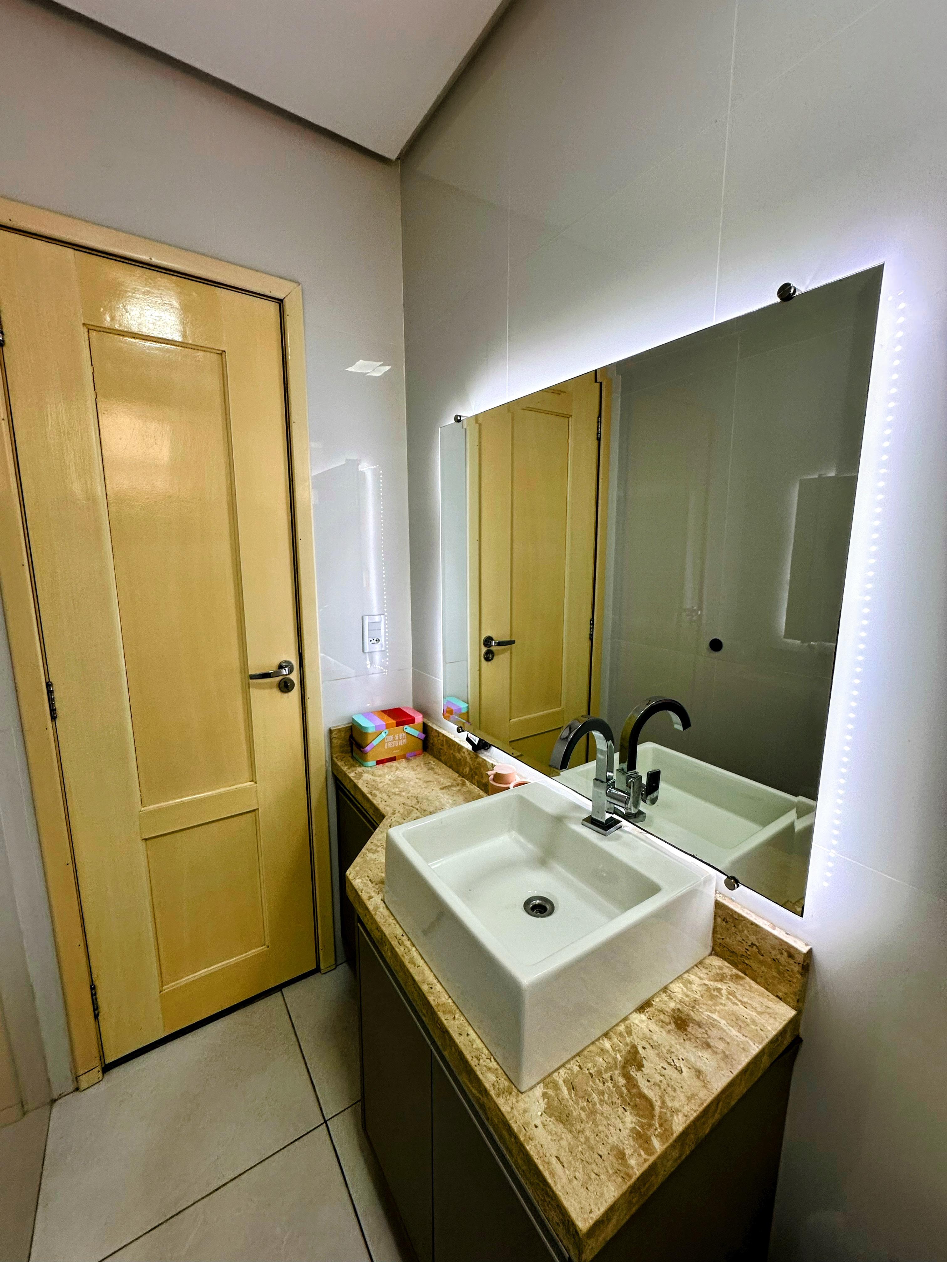 Imagem Casa com 3 Quartos à Venda, 189 m²em Dom Pedro I - Manaus