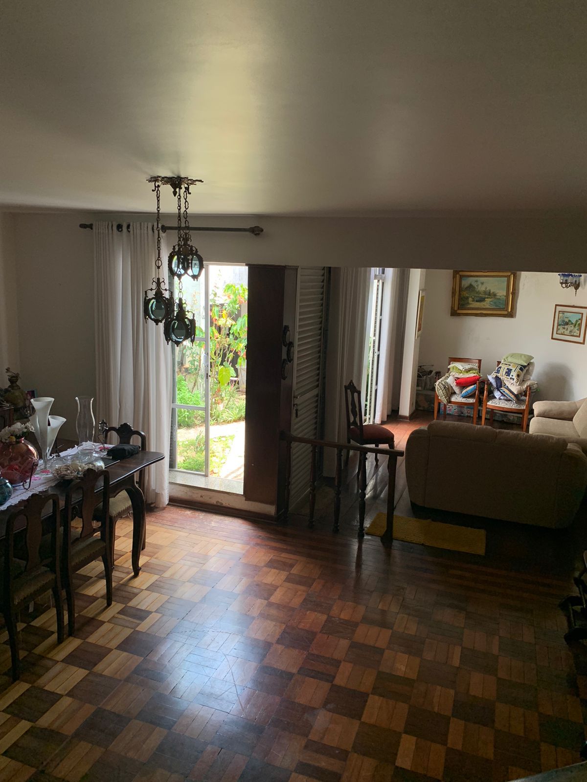 Imagem Sobrado com 3 Quartos à Venda, 202 m²em Centro - Mogi das Cruzes