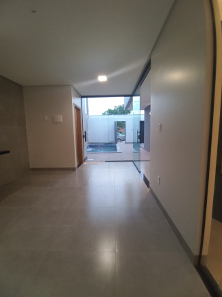 Imagem Casa com 3 Quartos à Venda, 250 m² em Centro - Barreiras