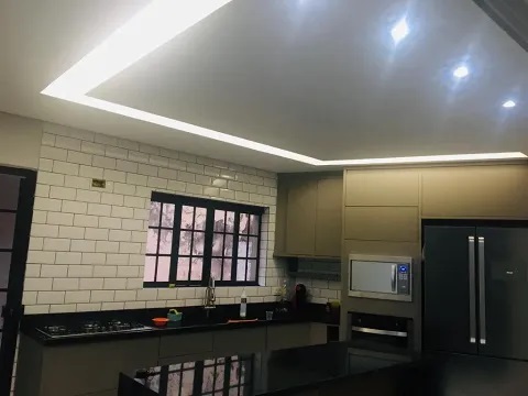 Imagem Casa com 4 Quartos à Venda, 206 m²em Jardim da Saúde - São Paulo