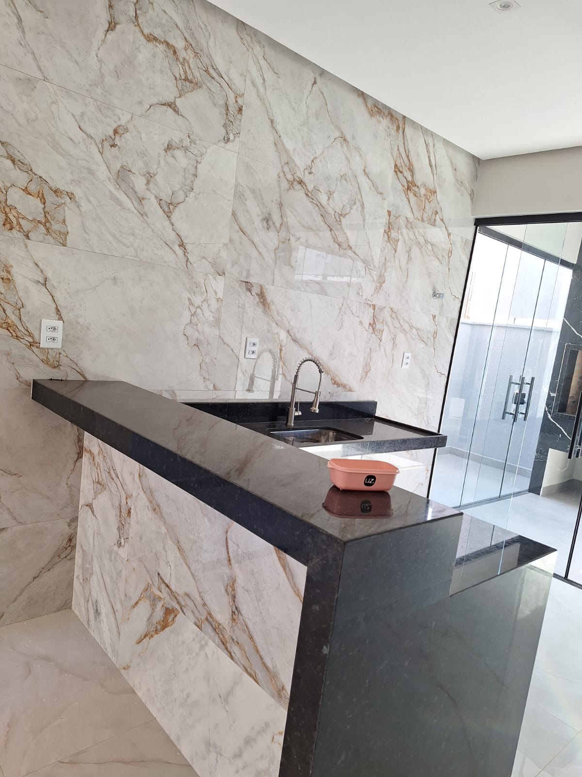 Imagem Casa de Condomínio com 3 Quartos à Venda, 160 m²em Quarenta Horas (Coqueiro) - Ananindeua Imagem Casa de Condomínio com 3 Quartos à Venda, 160 m²em Quarenta Horas (Coqueiro) - Ananindeua
