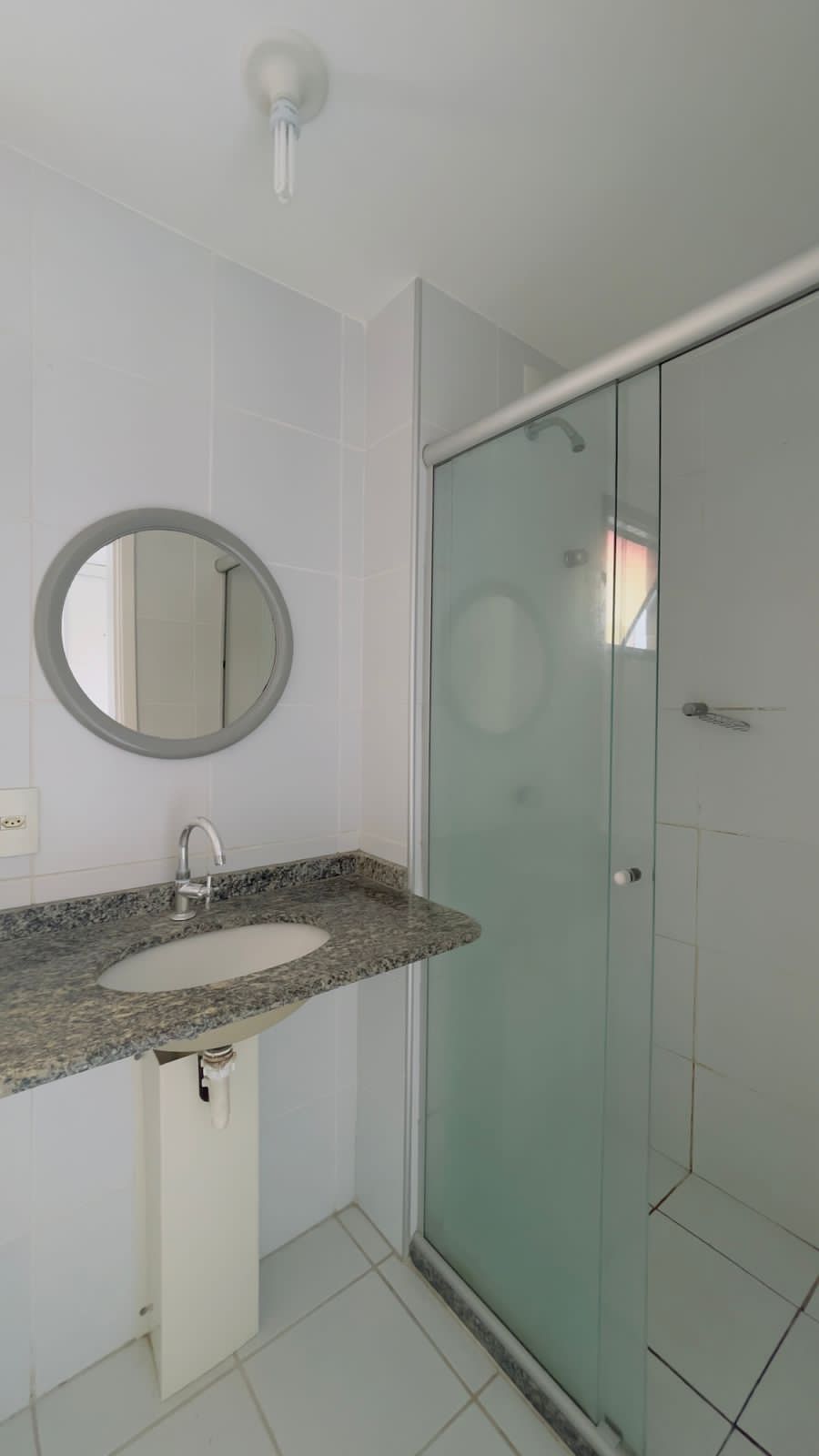 Imagem Apartamento com 2 Quartos à Venda, 61 m²em Calhau - São Luís