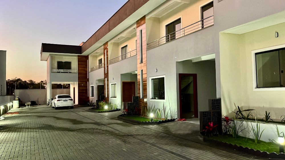 Imagem Sobrado com 3 Quartos à Venda, 116 m²em Bom Retiro - Joinville