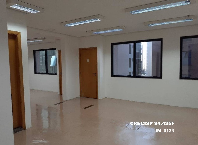 Sala Comercial para Alugar, 74 m² em Vila Olímpia - São Paulo