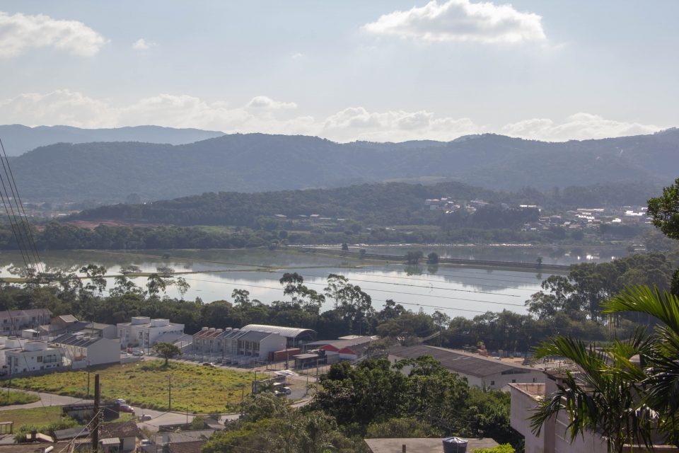 Imagem Sobrado com 2 Quartos à Venda, 65 m² em Potecas - São José Imagem Sobrado com 2 Quartos à Venda, 65 m² em Potecas - São José