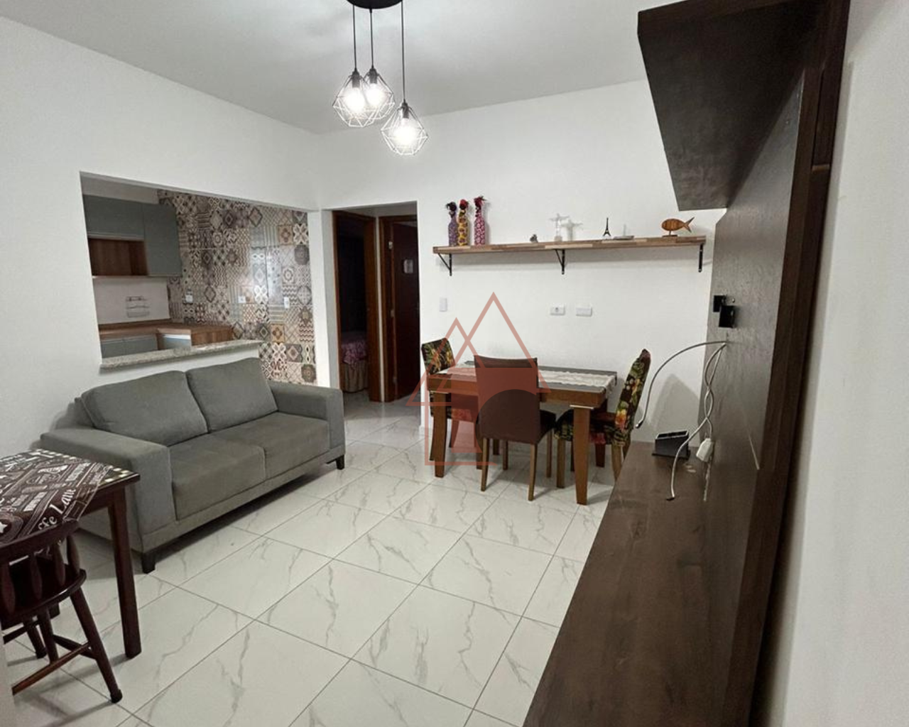 Imagem Casa com 2 Quartos à Venda, 75 m² em Caiçara - Praia Grande Imagem Casa com 2 Quartos à Venda, 75 m² em Caiçara - Praia Grande