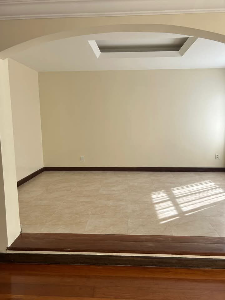 Imagem Apartamento com 4 Quartos à Venda, 136 m²em Alto da Ondina - Salvador 