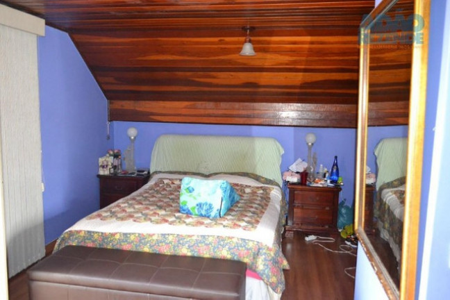 Imagem Casa com 3 Quartos à Venda, 242 m²em Fazendinha - Teresópolis