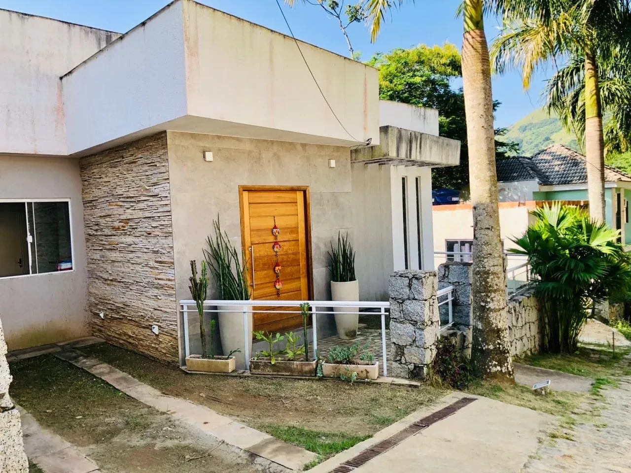 Casa com 2 Quartos à Venda ou Locação, 160 m² em Campo Grande - Rio de Janeiro