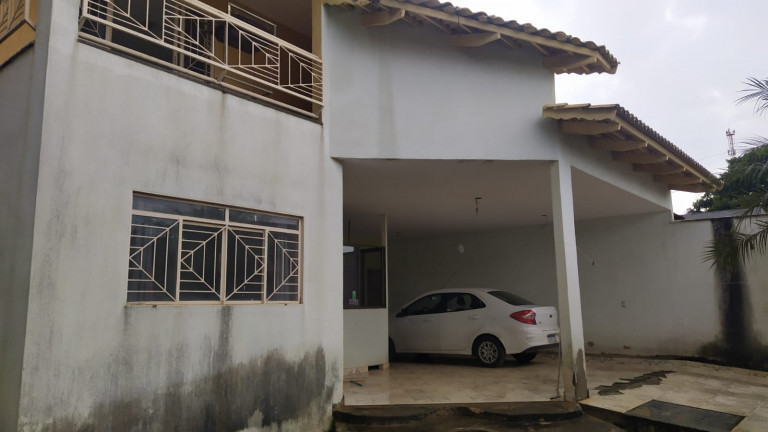 Sobrado com 4 Quartos à Venda,  em Jardim Ipiranga - Aparecida de Goiânia