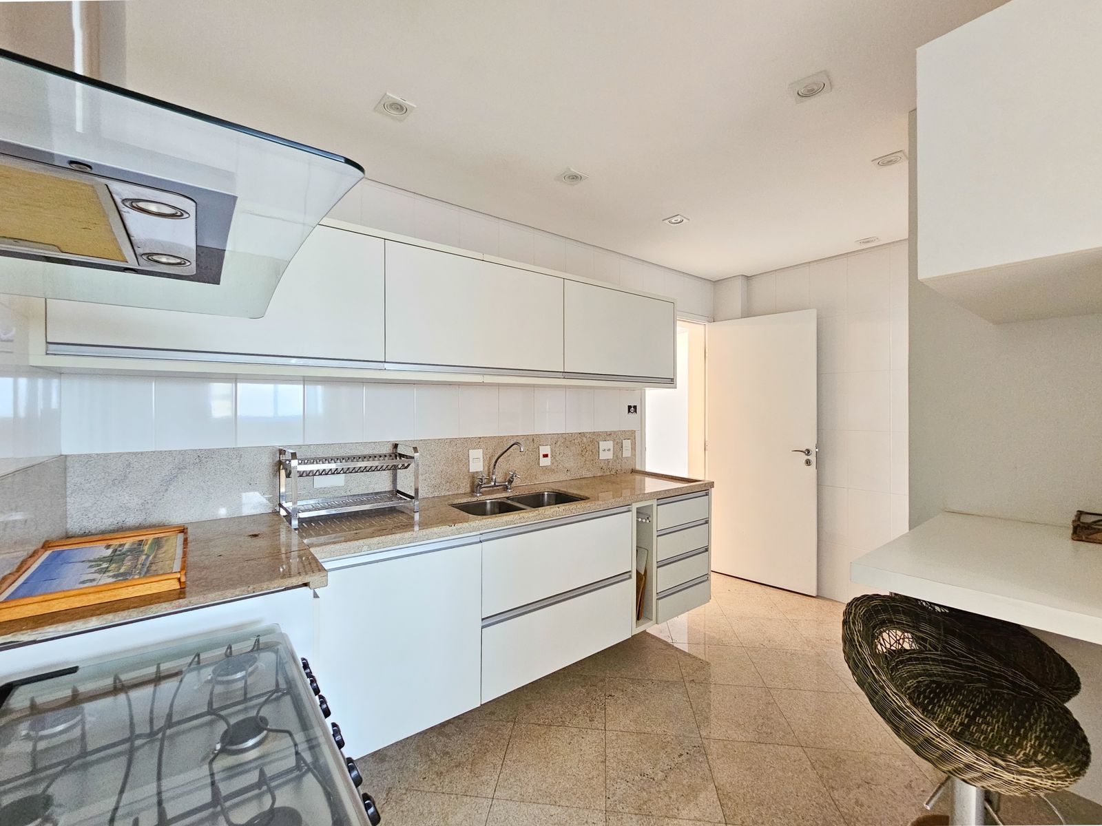 Imagem Apartamento com 4 Quartos à Venda, 240 m²em Riviera - Bertioga