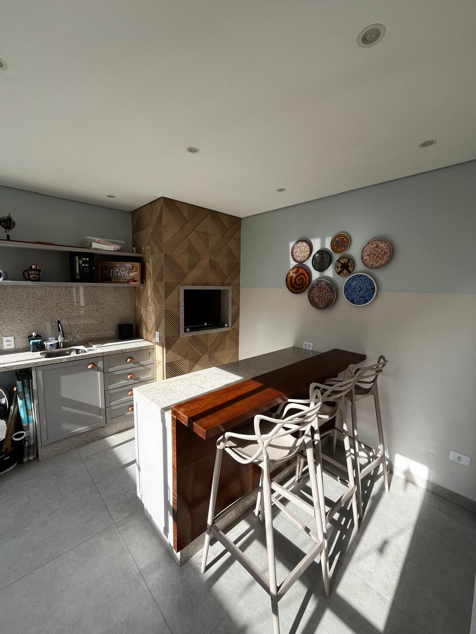 Imagem Casa com 3 Quartos à Venda, 265 m²em Abranches - Curitiba Imagem Casa com 3 Quartos à Venda, 265 m²em Abranches - Curitiba