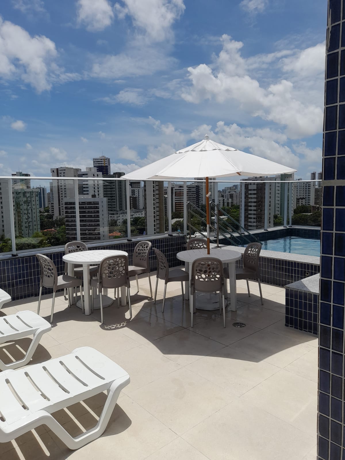 Imagem Apartamento com 3 Quartos à Venda, 65 m²em Graças - Recife Imagem Apartamento com 3 Quartos à Venda, 65 m²em Graças - Recife