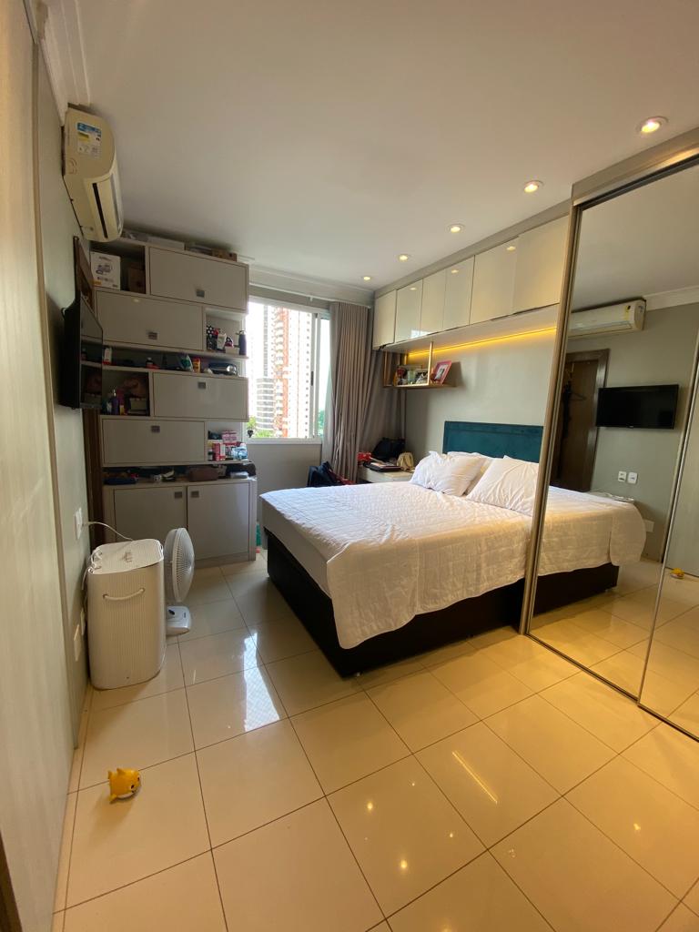 Imagem Apartamento com 4 Quartos à Venda, 198 m²em Umarizal - Belém