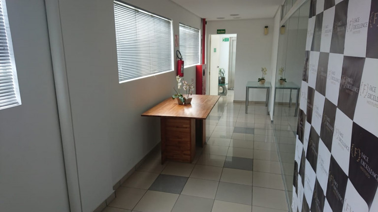Imagem Imóvel Comercial à Venda ou Locação, 1.200 m² em km 18 - Osasco Imagem Imóvel Comercial à Venda ou Locação, 1.200 m² em km 18 - Osasco