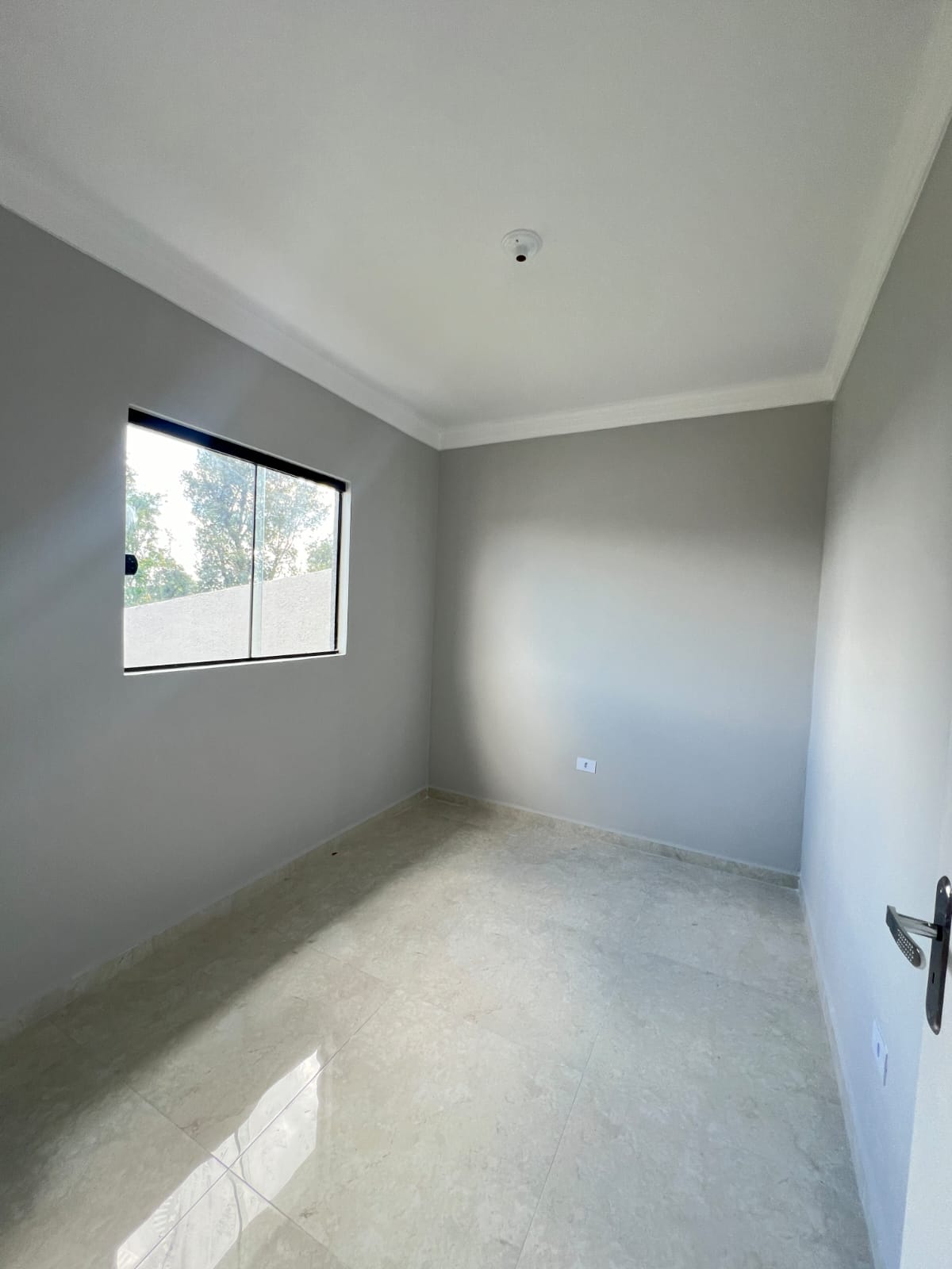 Imagem Casa com 2 Quartos à Venda, 42 m² em Campo de Santana - Curitiba Imagem Casa com 2 Quartos à Venda, 42 m² em Campo de Santana - Curitiba