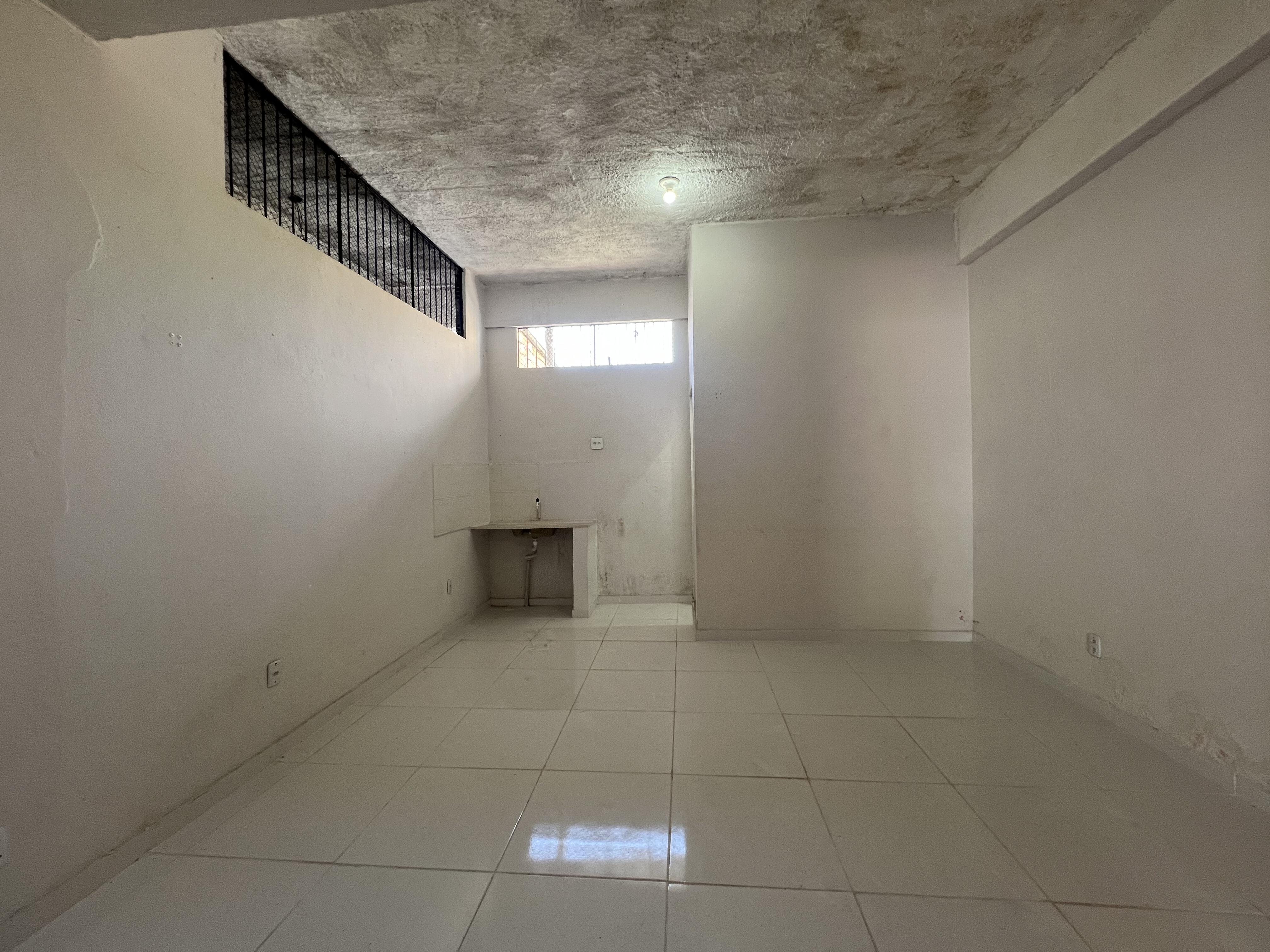 Imagem Ponto Comercial para Alugar, 75 m²em Santa Luzia - Manaus Imagem Ponto Comercial para Alugar, 75 m²em Santa Luzia - Manaus