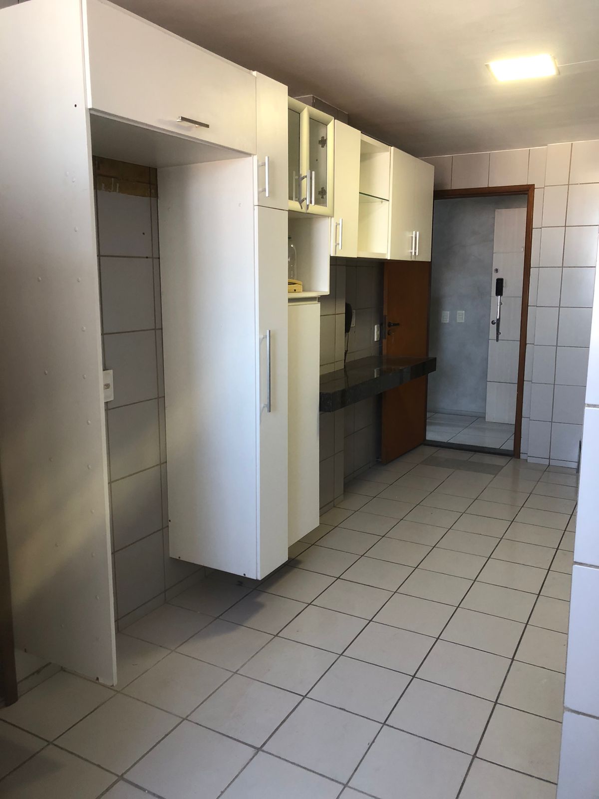 Imagem Apartamento com 3 Quartos para Alugar, 128 m²em Noivos - Teresina Imagem Apartamento com 3 Quartos para Alugar, 128 m²em Noivos - Teresina