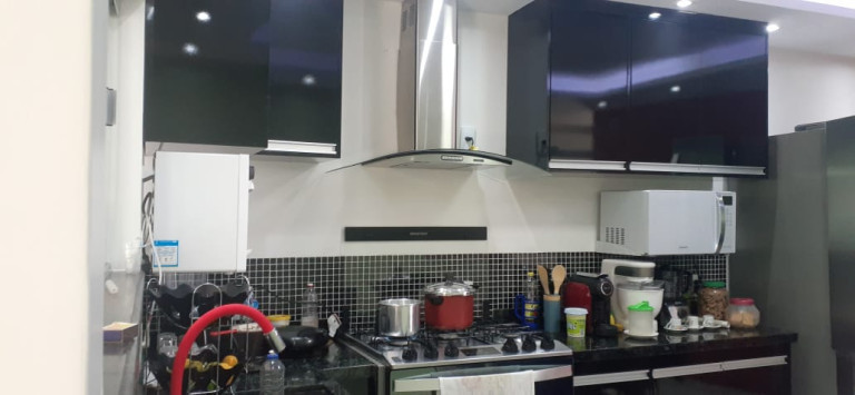 Imagem Sobrado com 4 Quartos à Venda, 300 m²em Morada Nobre - Valparaíso de Goiás Imagem Sobrado com 4 Quartos à Venda, 300 m²em Morada Nobre - Valparaíso de Goiás