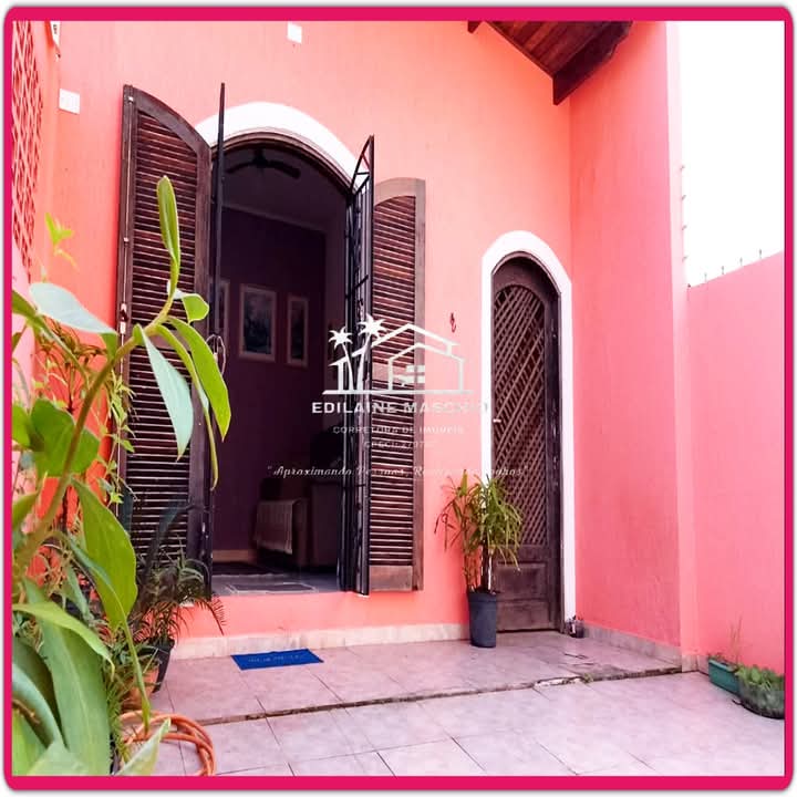 Imagem Casa com 2 Quartos à Venda, 77 m² em Itaóca - Mongaguá Imagem Casa com 2 Quartos à Venda, 77 m² em Itaóca - Mongaguá