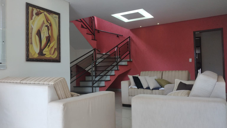 Imagem Sobrado com 4 Quartos à Venda, 358 m²em Residencial Balneário - Goiânia