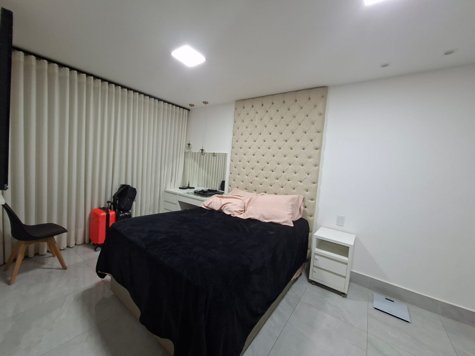 Imagem Apartamento com 3 Quartos à Venda, 115 m² em Jardim América - Goiânia