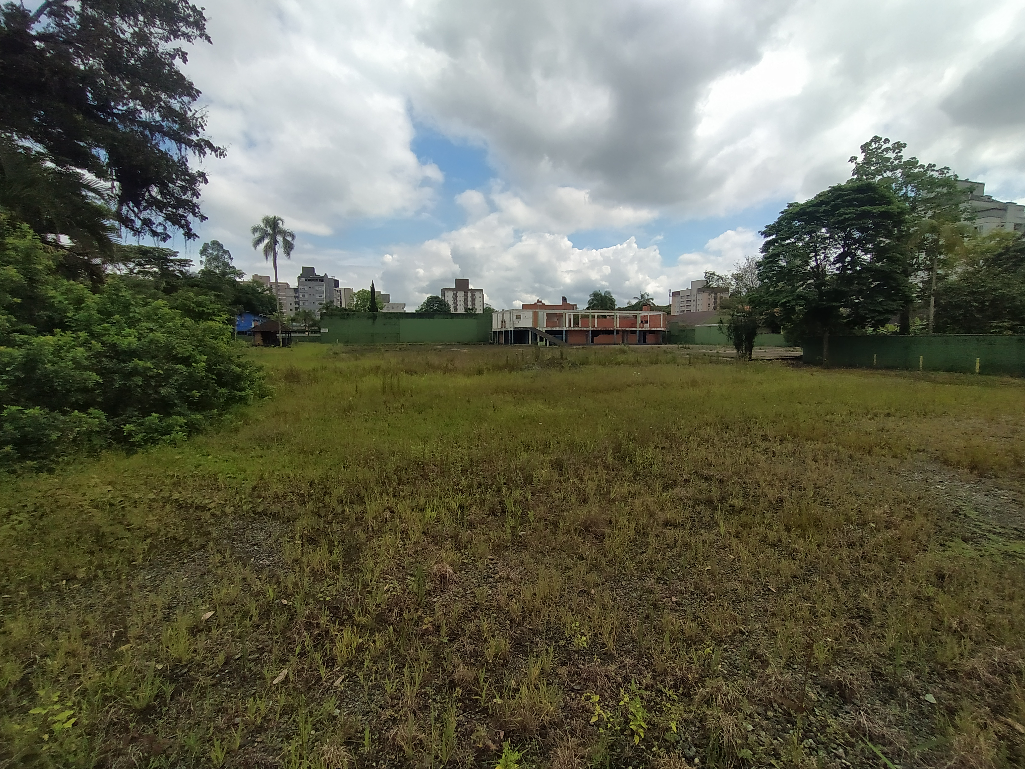 Terreno à Venda, 15 m²em Bom Retiro - Joinville