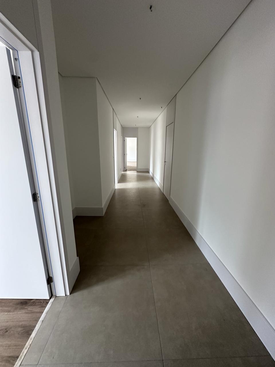 Imagem Apartamento com 4 Quartos à Venda, 317 m²em Cambuí - Campinas