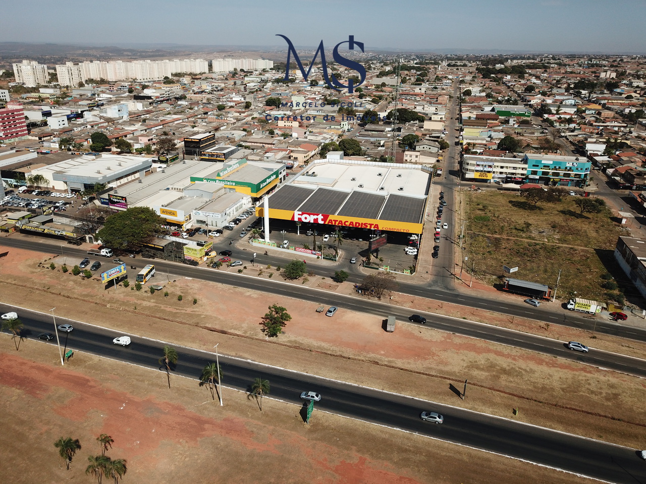 Imagem Imóvel Comercial à Venda, 1 m²em Valparaiso I - Etapa A - Valparaíso de Goiás Imagem Imóvel Comercial à Venda, 1 m²em Valparaiso I - Etapa A - Valparaíso de Goiás