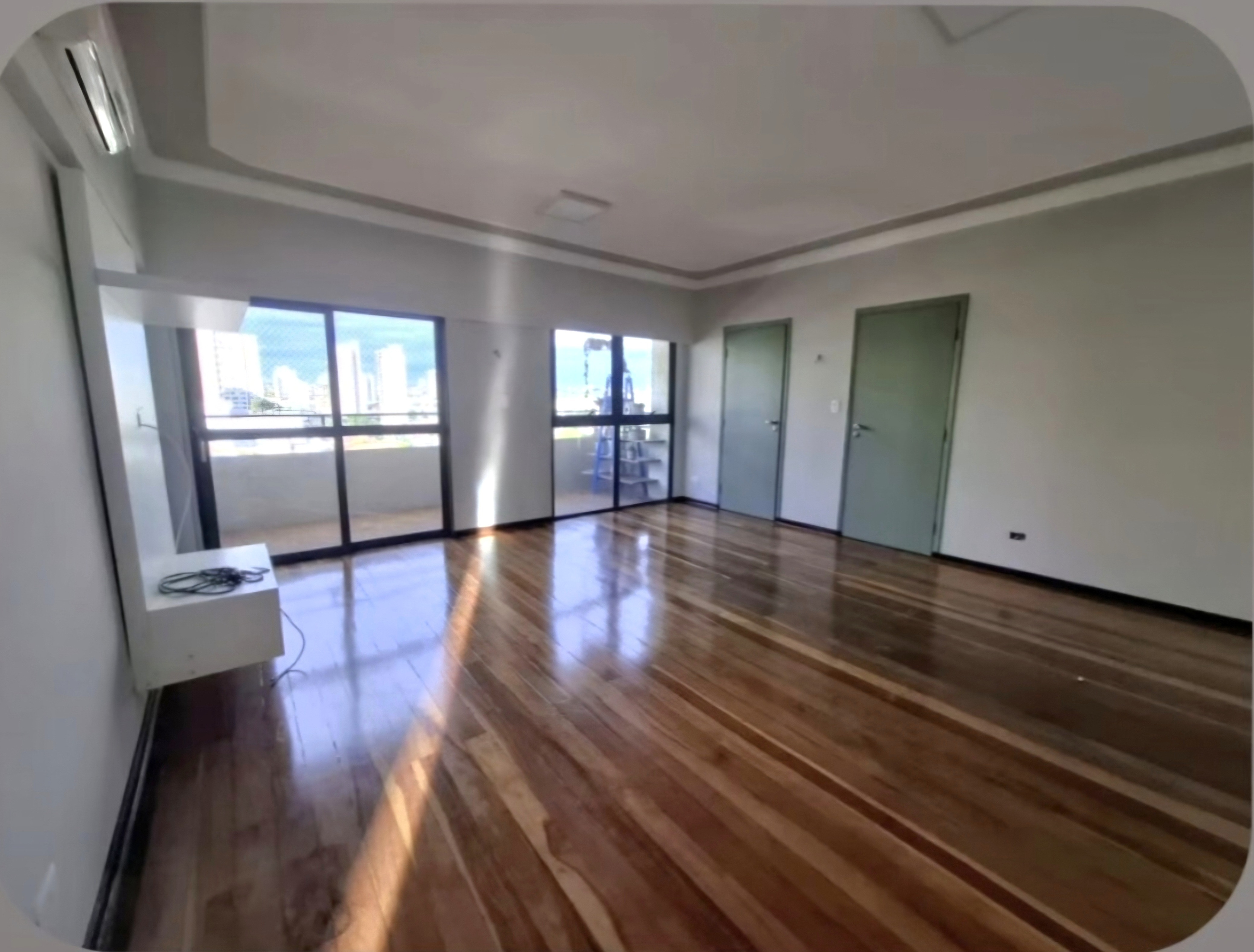 Imagem Apartamento com 2 Quartos à Venda, 114 m² em Jardim dos Estados - Campo Grande