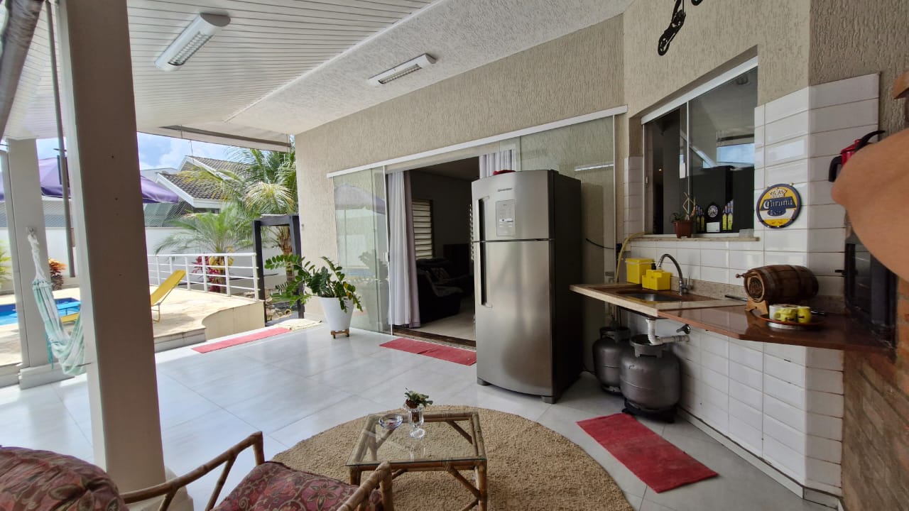 Imagem Casa de Condomínio com 4 Quartos à Venda, 500 m²em Piracangaguá - Taubaté