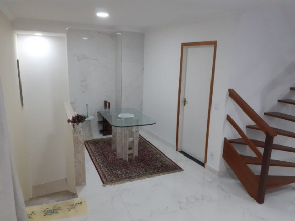 Imagem Sobrado com 2 Quartos à Venda,  em Araras - Teresópolis