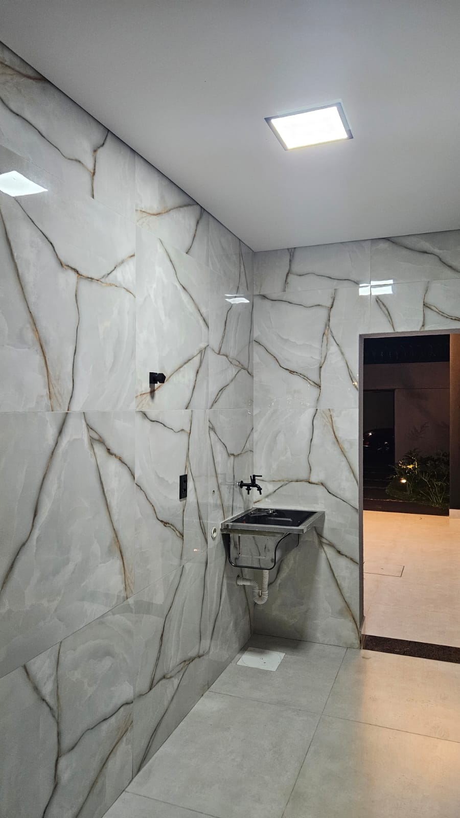 Imagem Casa com 3 Quartos à Venda, 150 m²em Granada - Uberlândia