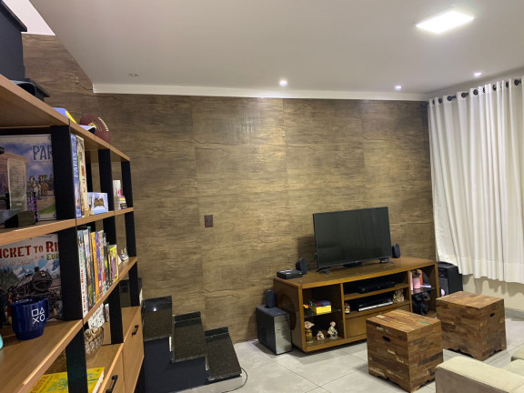 Imagem Sobrado com 6 Quartos à Venda, 245 m²em Parque Vitória - São Paulo
