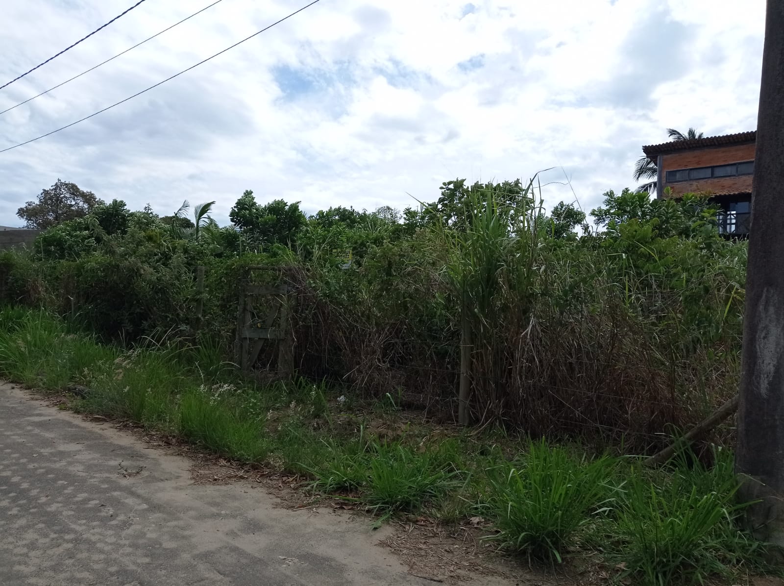 Terreno à Venda, 300 m² em Meaípe - Guarapari