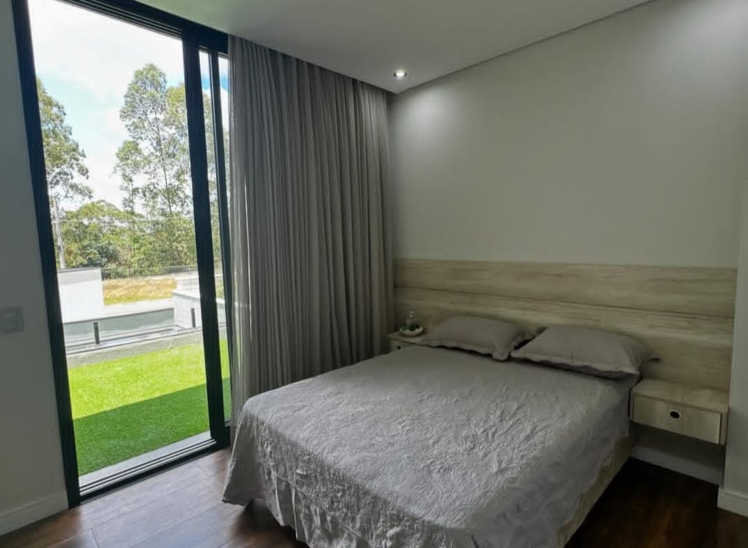 Imagem Casa de Condomínio com 3 Quartos à Venda, 208 m² em Cézar de Souza - Mogi das Cruzes