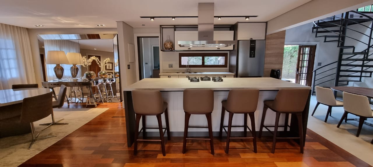 Imagem Casa com 3 Quartos à Venda, 258 m² em Butiatuvinha - Curitiba