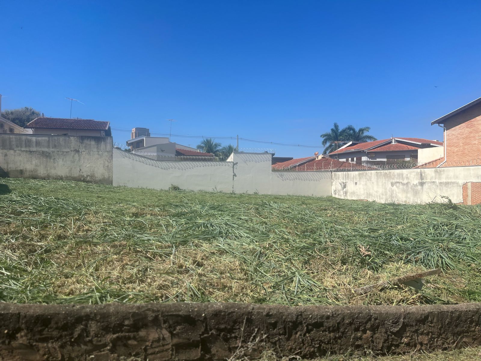 Imagem Terreno à Venda, 350 metro em Vila Ana Maria - Ribeirão Preto Imagem Terreno à Venda, 350 metro em Vila Ana Maria - Ribeirão Preto