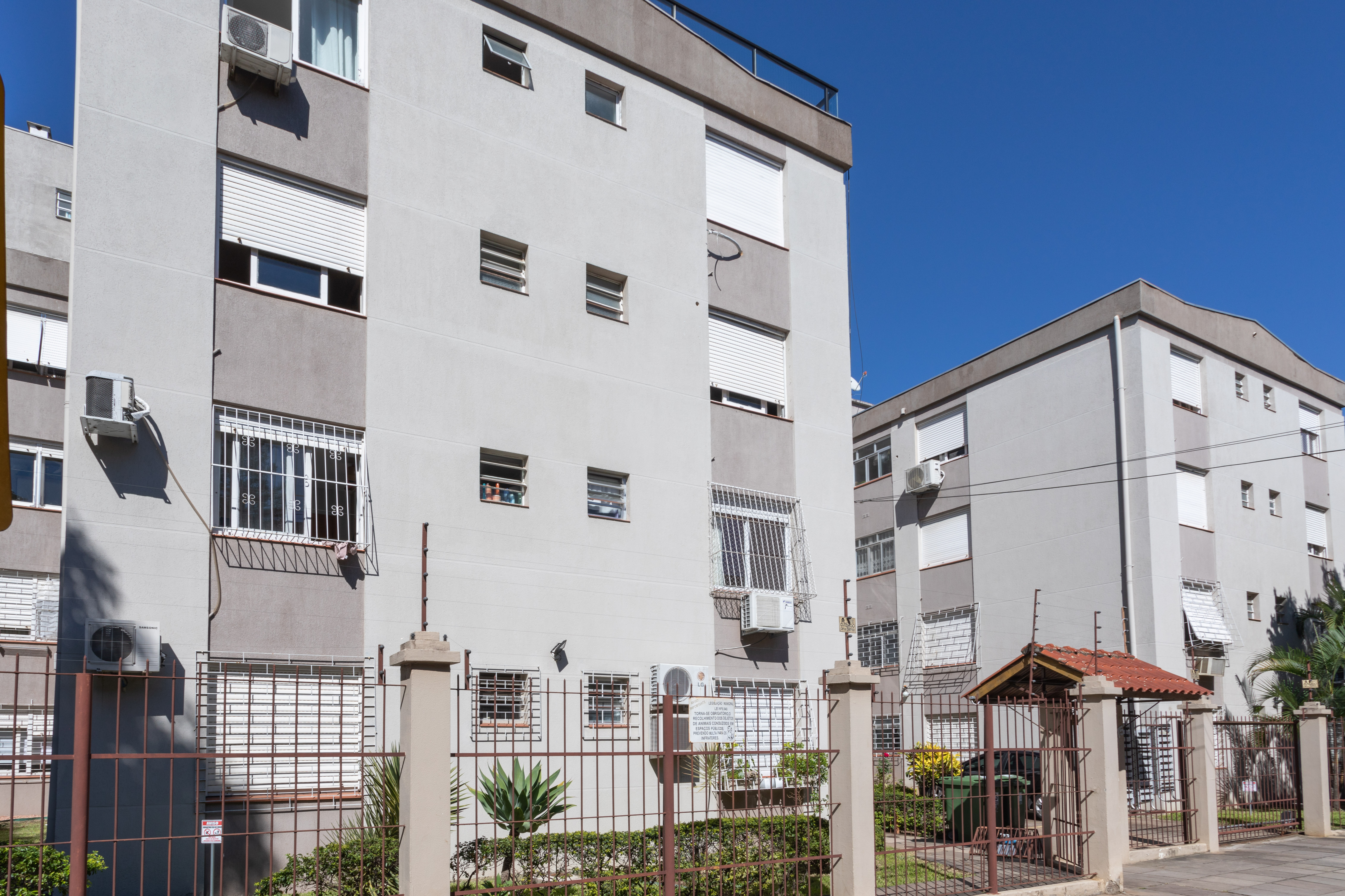 Imagem Cobertura com 2 Quartos à Venda, 80 m² em Vila Ipiranga - Porto Alegre Imagem Cobertura com 2 Quartos à Venda, 80 m² em Vila Ipiranga - Porto Alegre