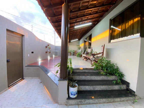 Imagem Casa com 3 Quartos à Venda, 156 m² em Jardim Alvorada - Alfenas