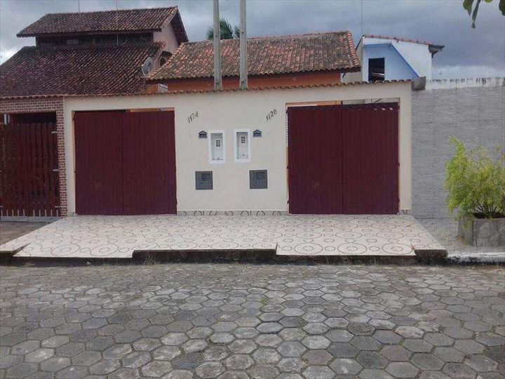 Casa com 2 Quartos à Venda, 75 m² em Itanhaém